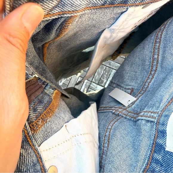 NWT Madewell The Momjean Short in Lansdale Wash Light Blue Raw Hem High Rise - Picture 16 of 16